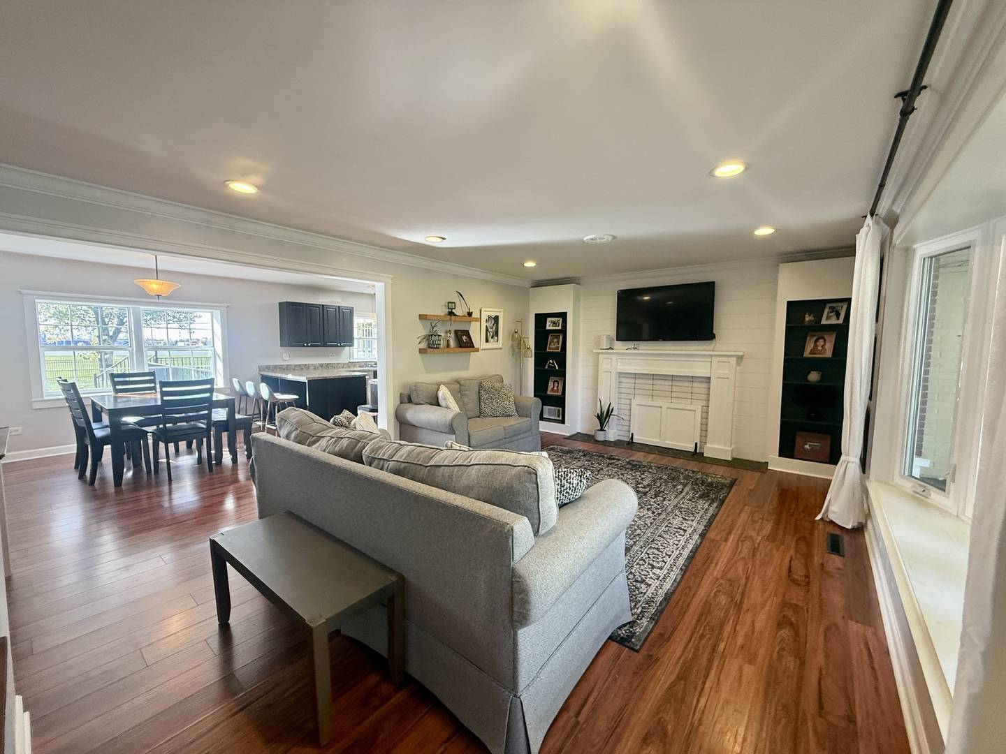 Tinley Park, IL 60477,6929 157th PL