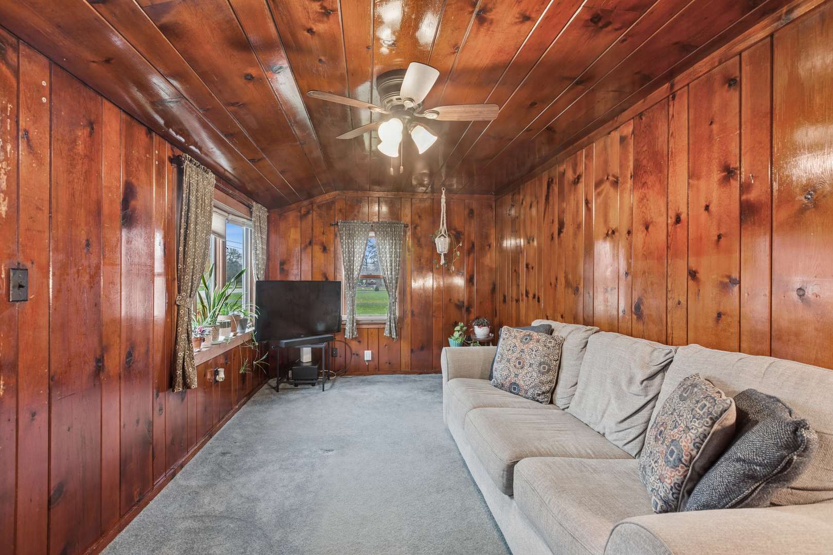 Winfield, IL 60190,0S348 East ST