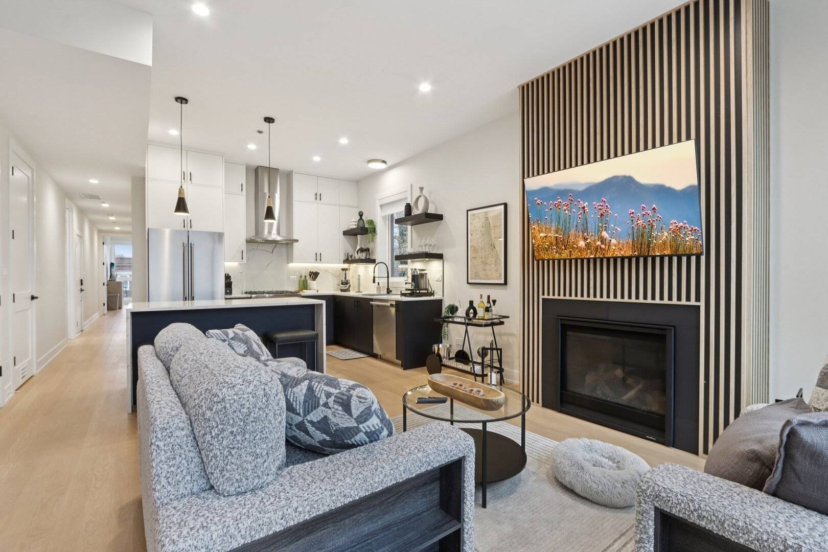 Chicago, IL 60613,4119 N Ashland AVE #3N