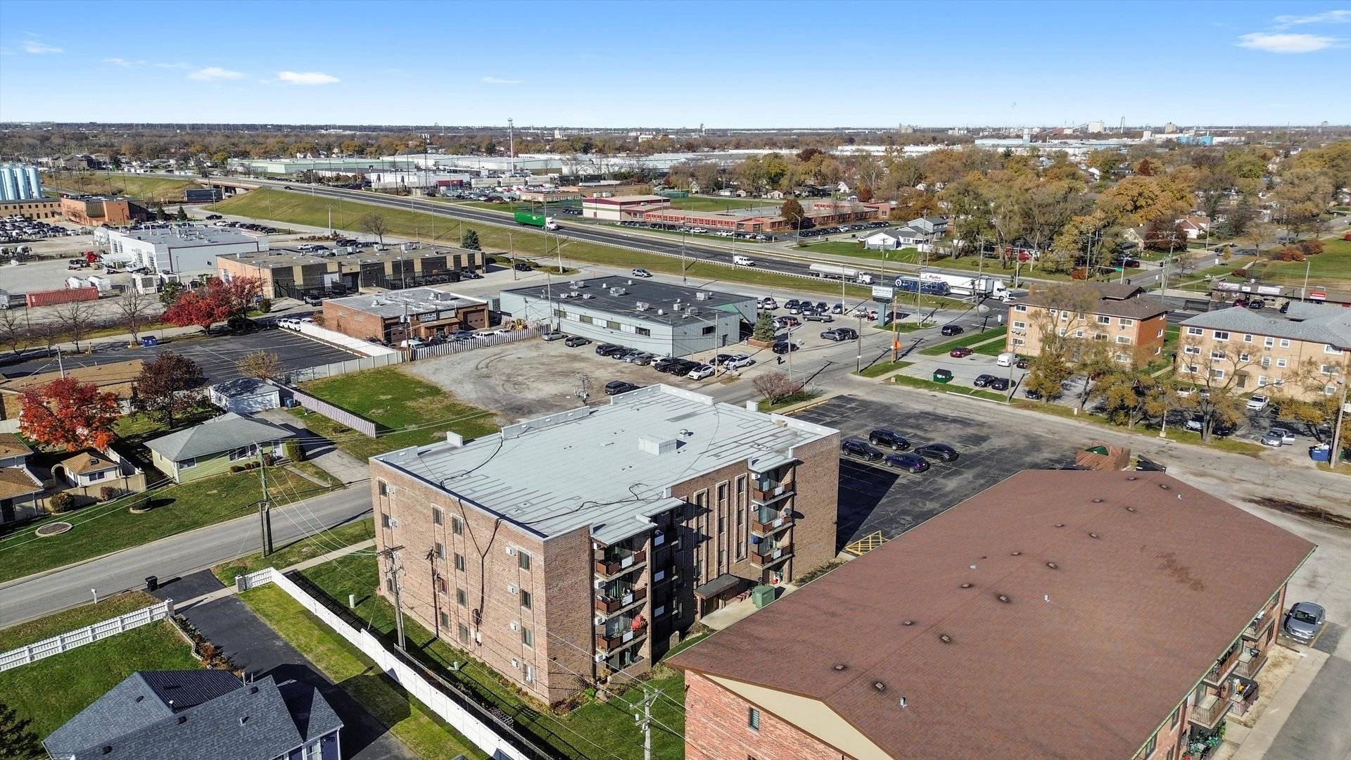 Bridgeview, IL 60455,7945 S Oketo AVE #404