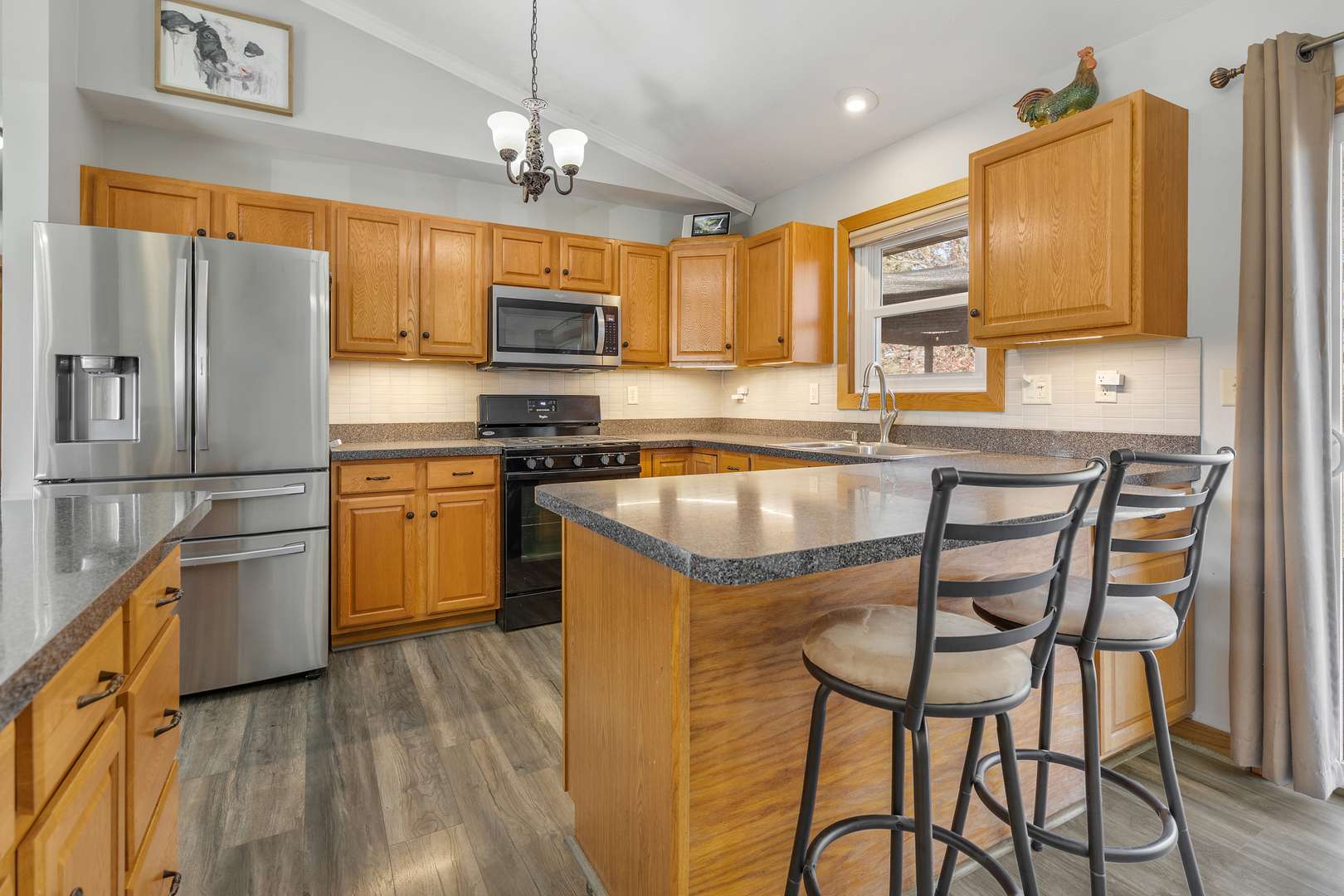 Cortland, IL 60112,93 W Benson AVE