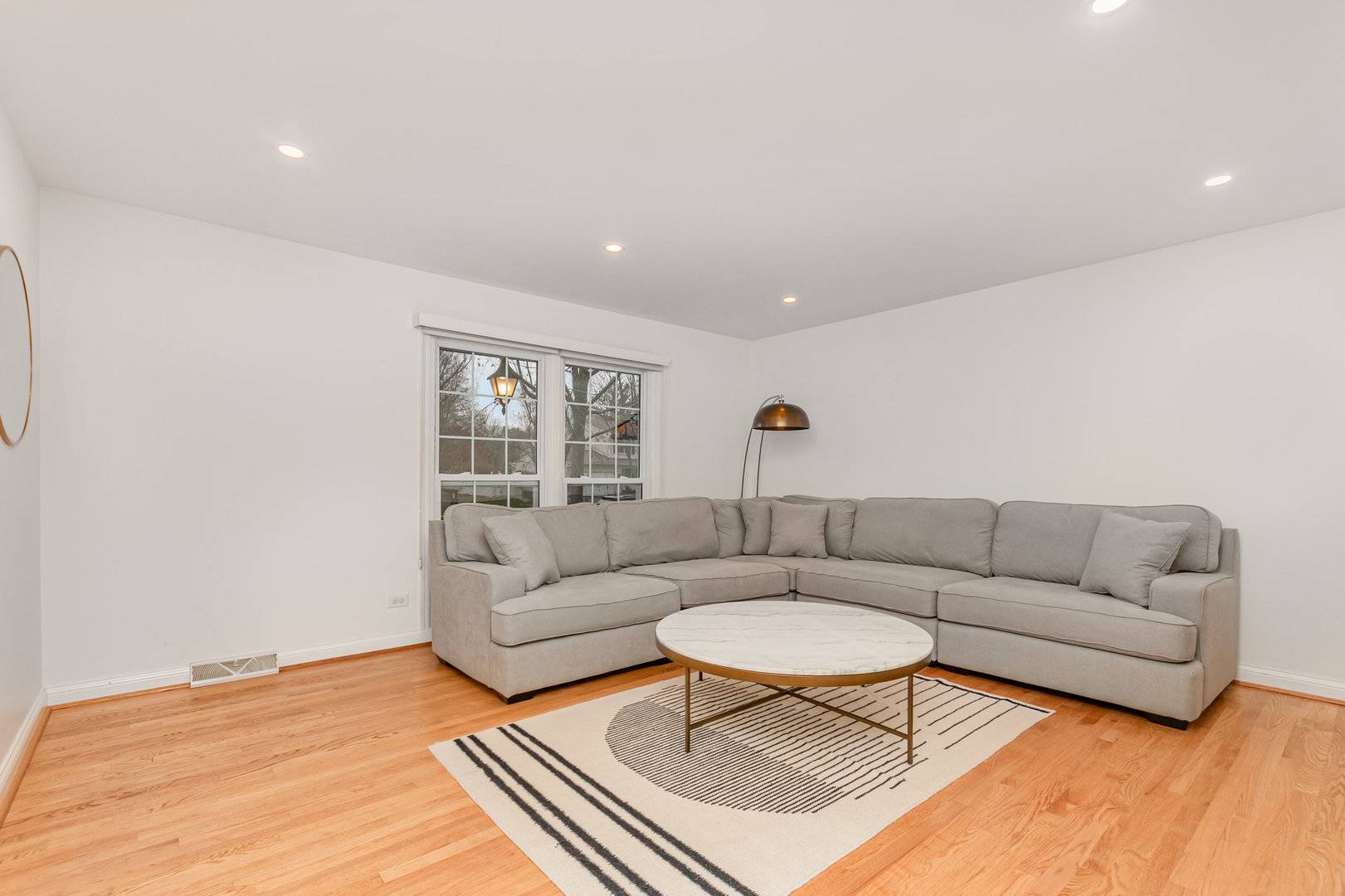 Naperville, IL 60563,1106 Langley CIR