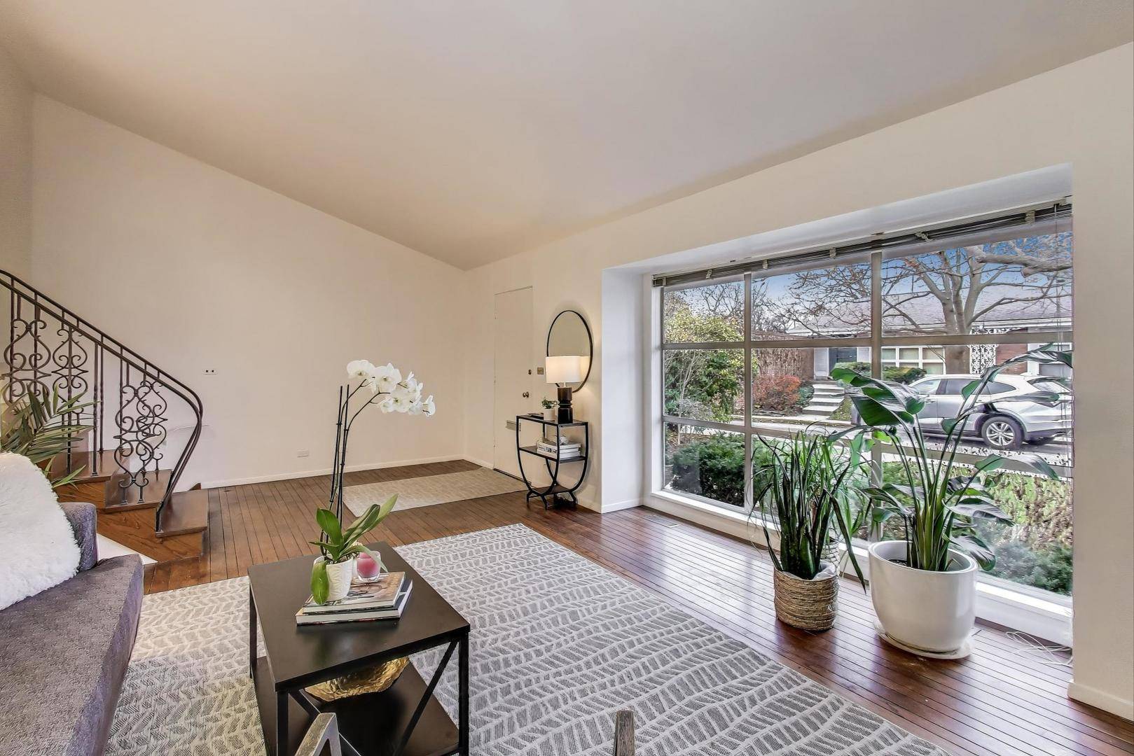 Glenview, IL 60025,601 Carriage Hill DR