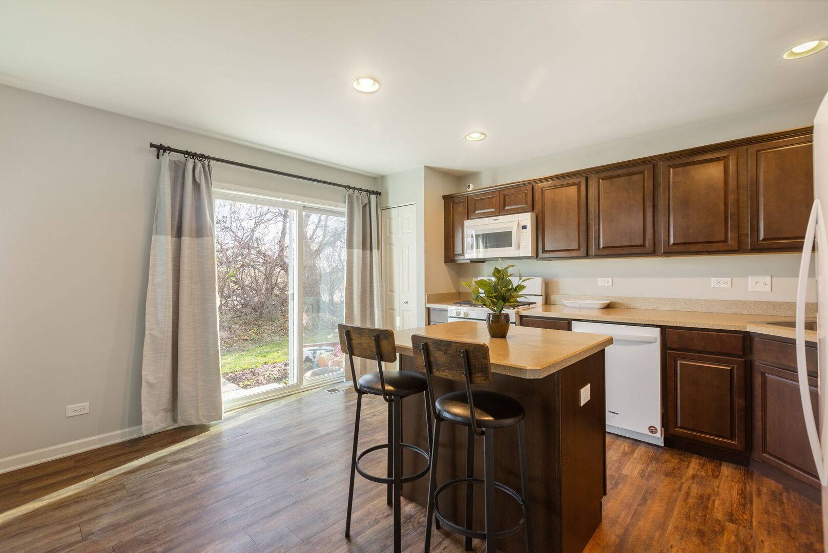 Woodstock, IL 60098,255 Wildmeadow LN