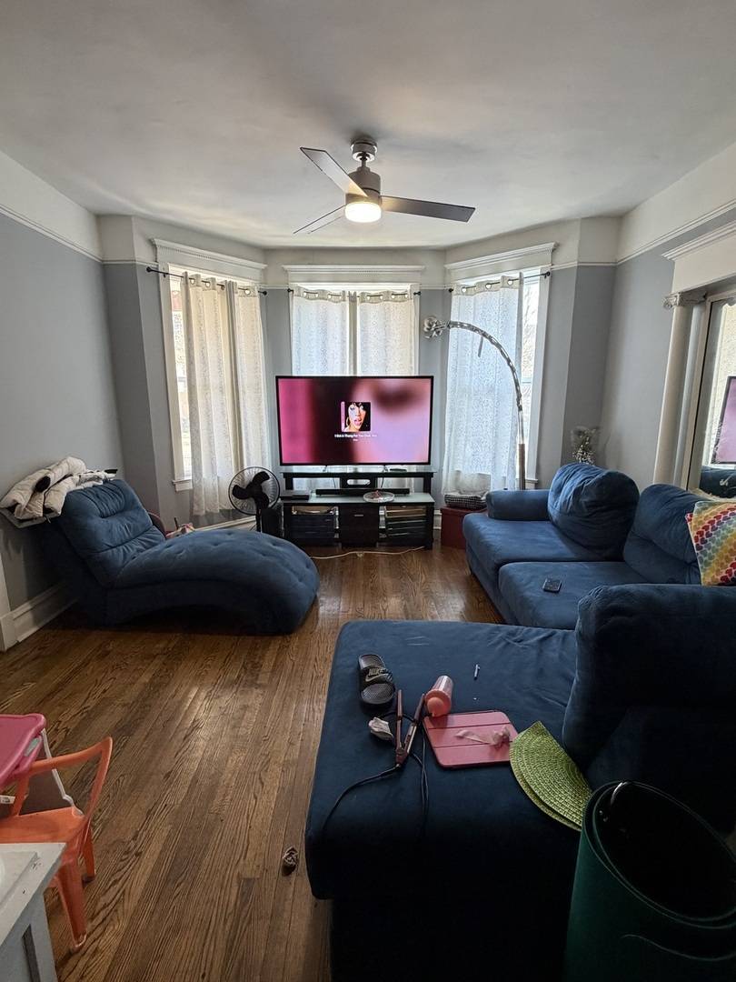 Chicago, IL 60637,6156 S Indiana AVE