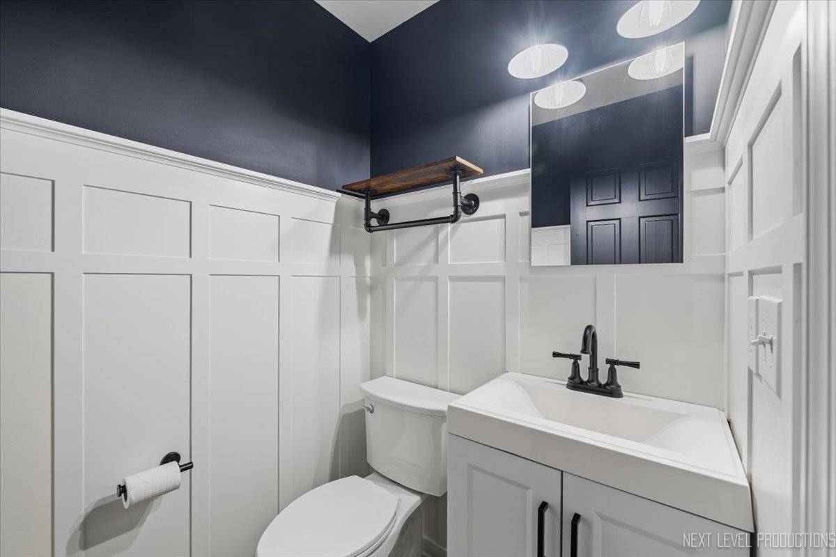 Geneva, IL 60134,602 Highbury LN