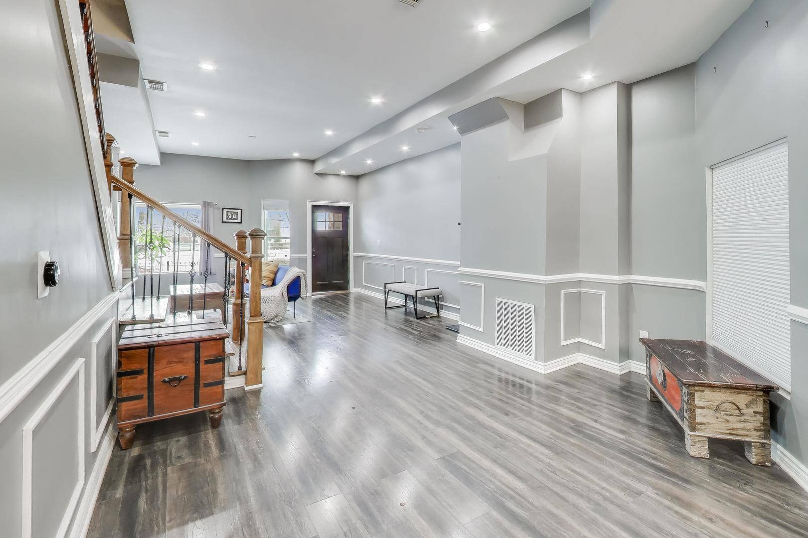 Chicago, IL 60653,4049 S Indiana AVE