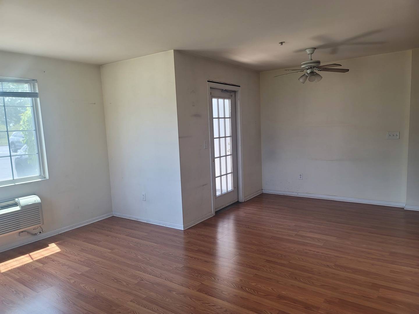 Yorkville, IL 60560,234 Bertram DR #D