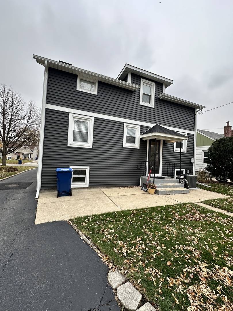 Villa Park, IL 60181,132 S Euclid AVE