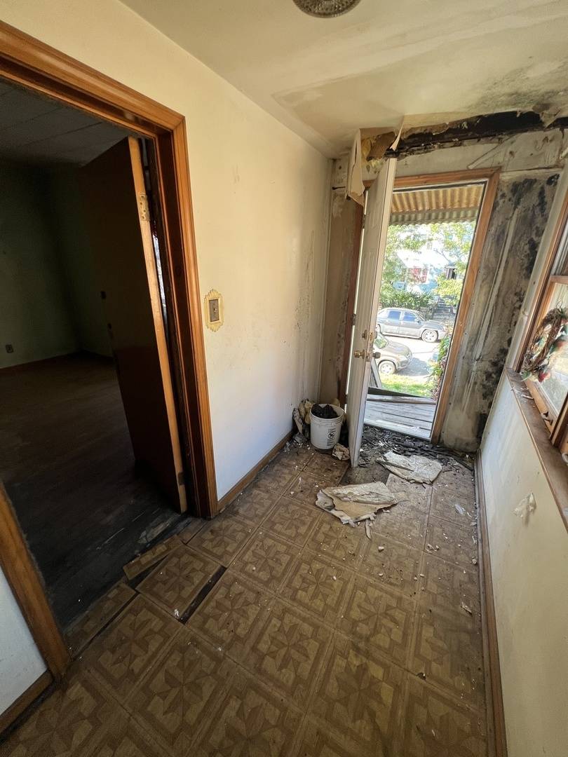 Chicago, IL 60623,2625 S Karlov AVE