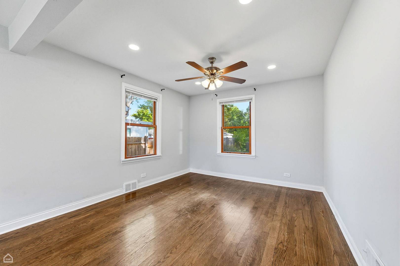 Westchester, IL 60154,805 Norfolk AVE