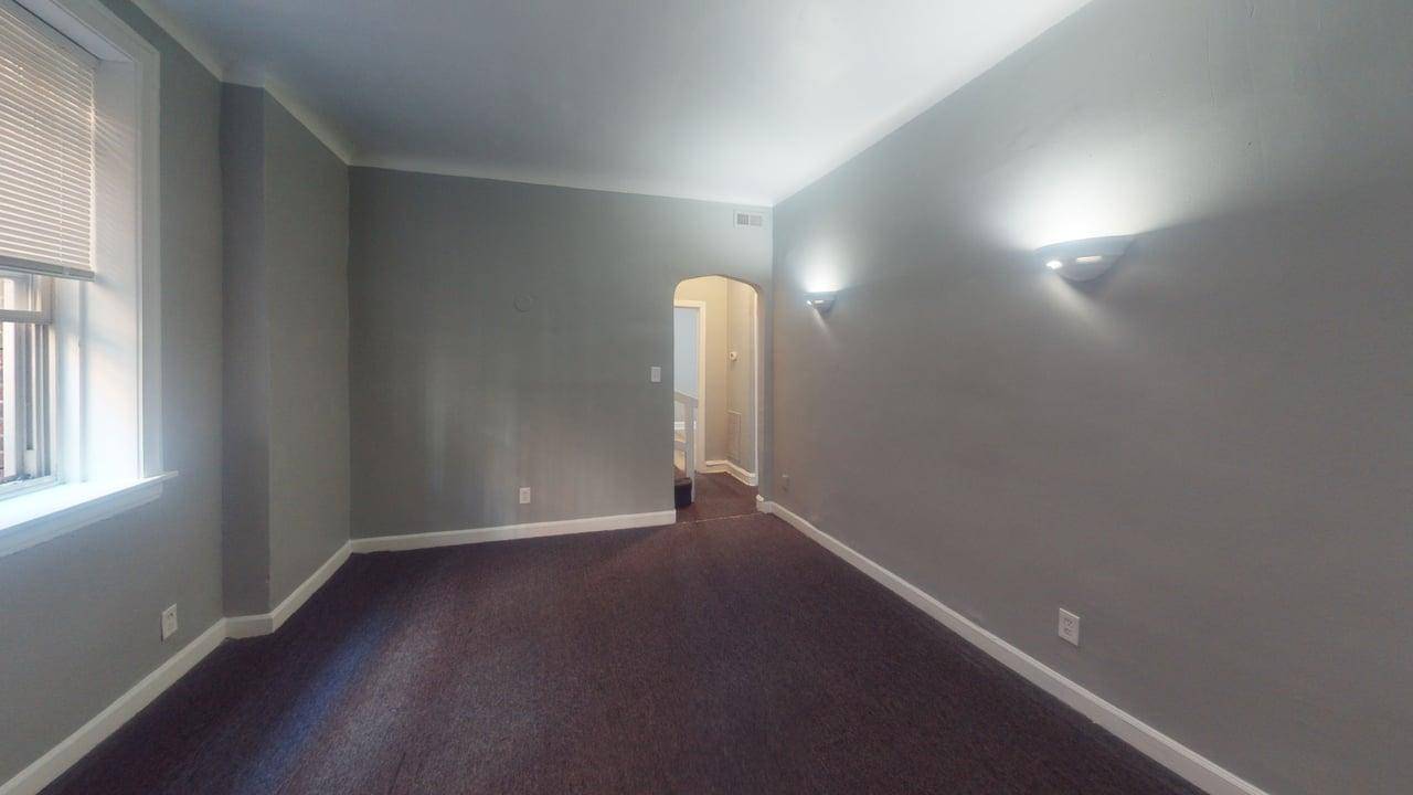 Chicago, IL 60620,823 W 83rd ST #Garden