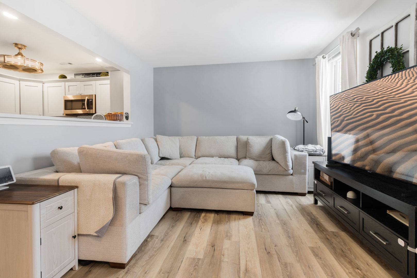 Aurora, IL 60504,986 Four Seasons BLVD