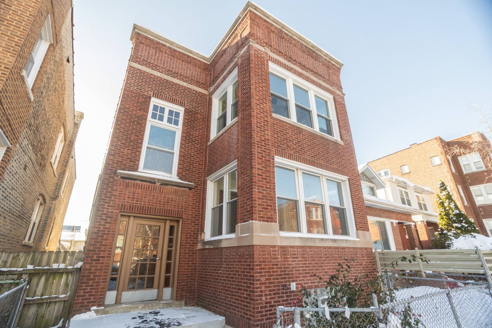 Chicago, IL 60625,3033 W Gunnison ST #1