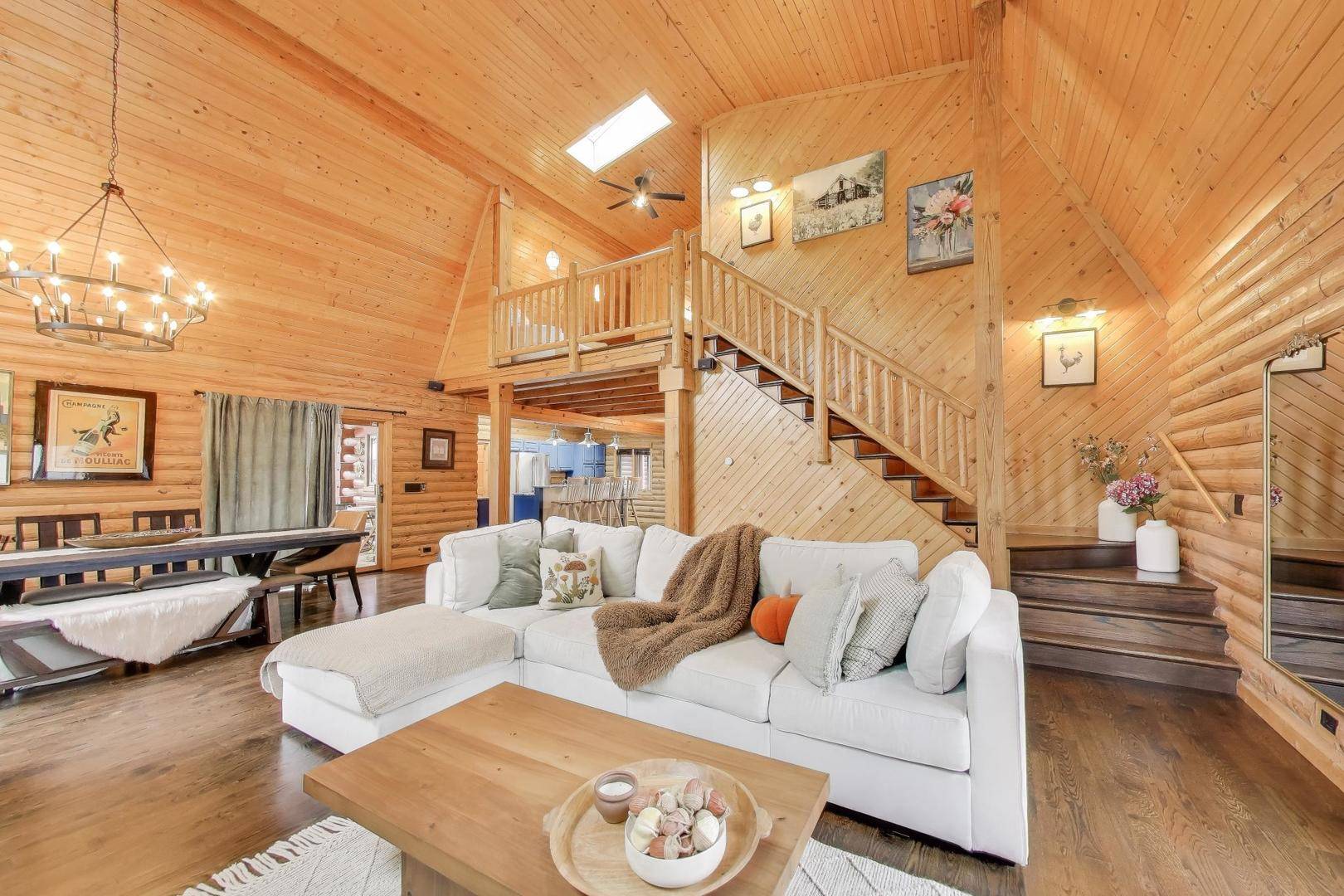 20473 N Plum Grove RD, Palatine, IL 60074