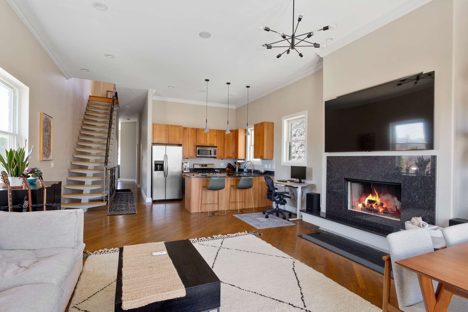 2449 W AUGUSTA BLVD #3, Chicago, IL 60622