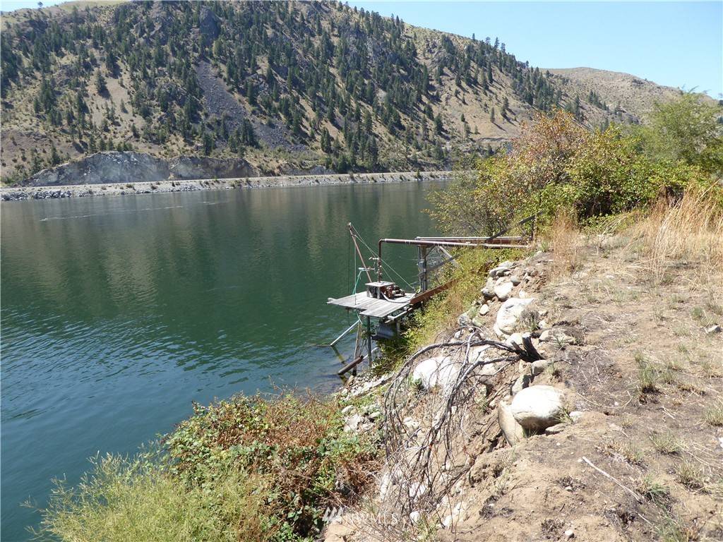 Chelan, WA 98816,109 A Faulkenberry LN