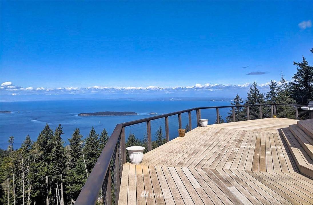 Orcas Island, WA 98245,456 Klalakamish WAY