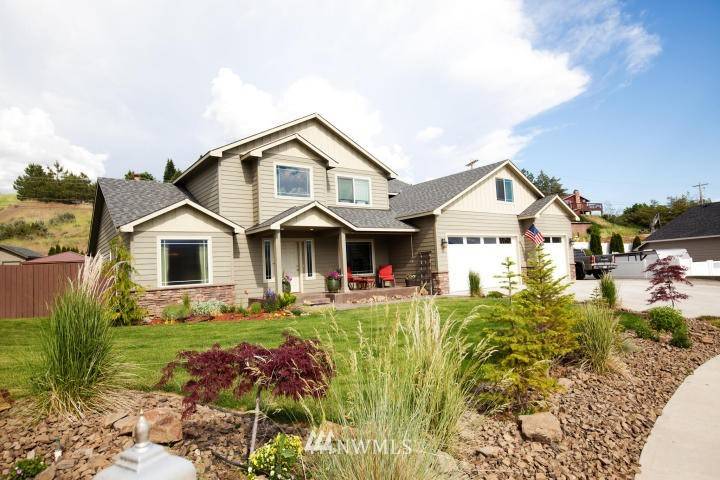 Wenatchee, WA 98801,275 Lilly LN