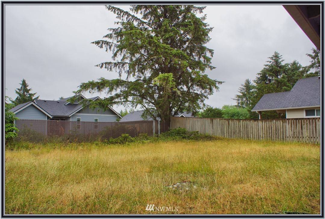 Ocean Shores, WA 98569,241 S Razor Clam DR