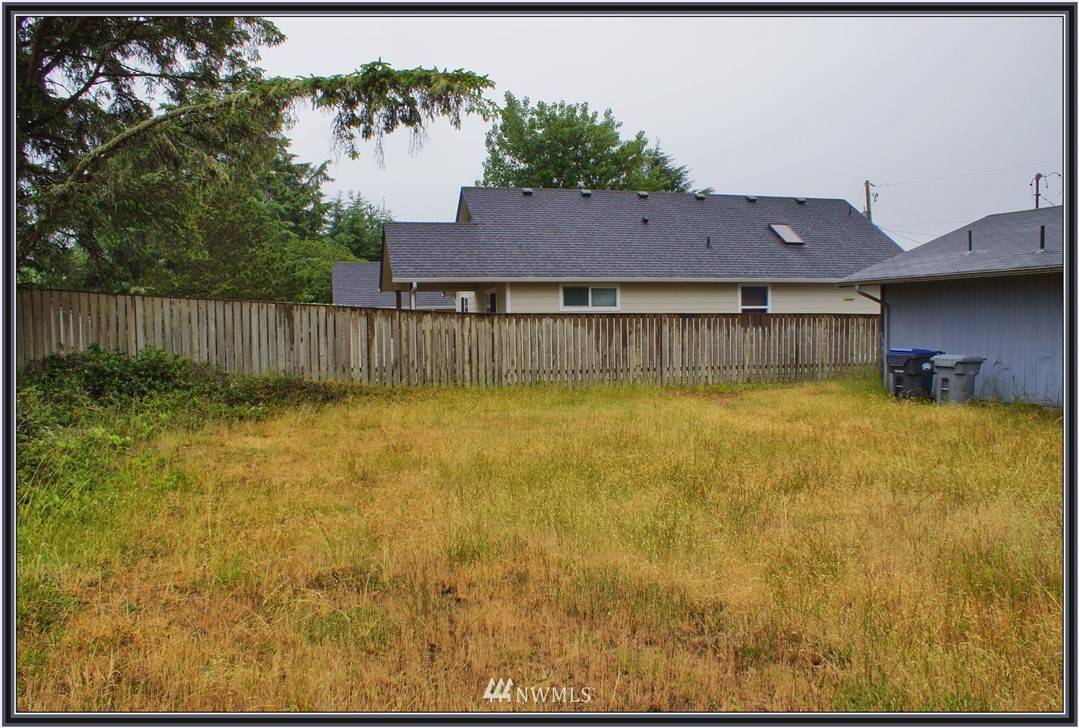 Ocean Shores, WA 98569,241 S Razor Clam DR