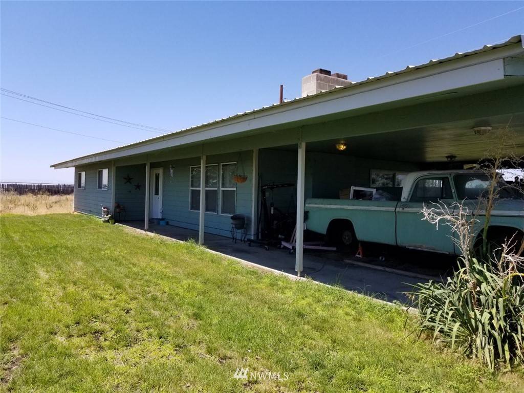 Moses Lake, WA 98837,521 Castle DR