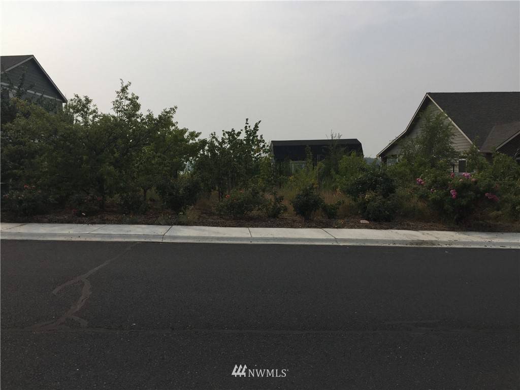 Moses Lake, WA 98837,1804 S Beaumont DR