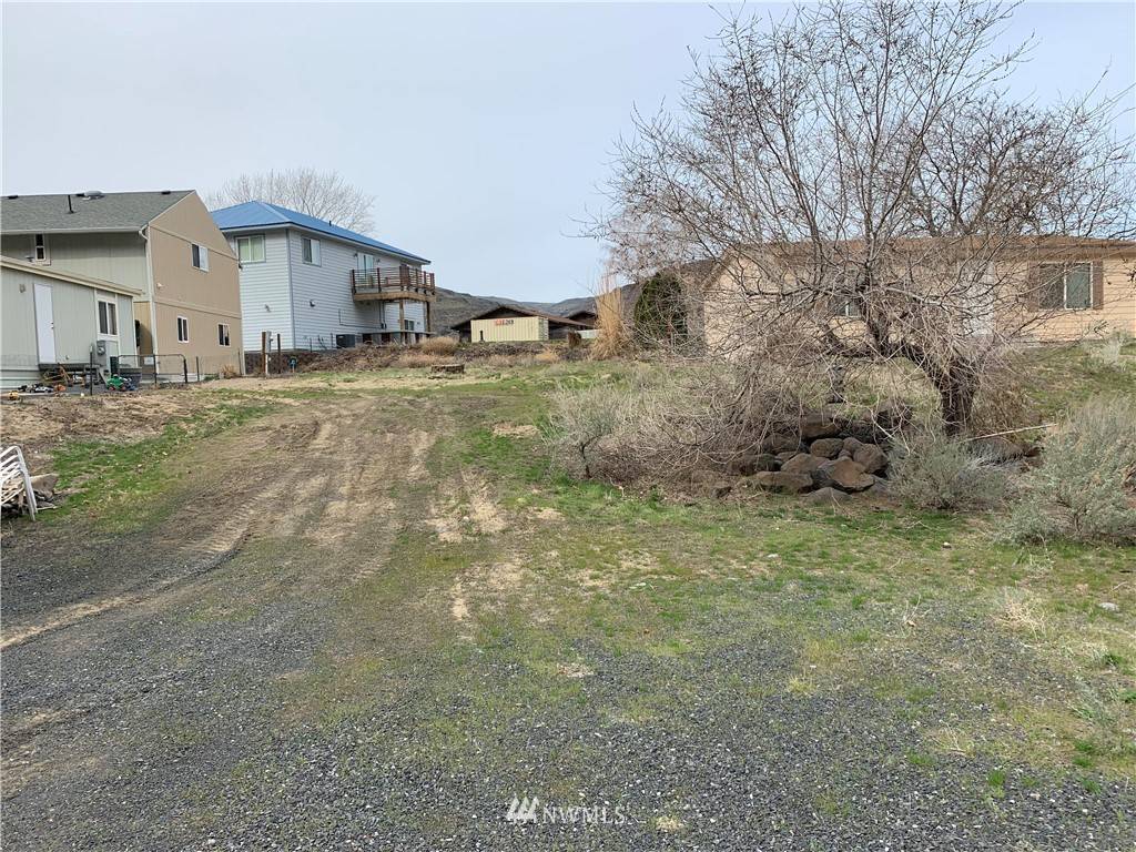 Quincy, WA 98848,588 SW Section AVE