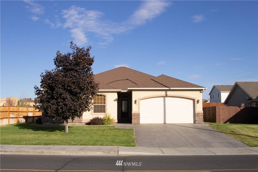 Moses Lake, WA 98837,523 N Paxson DR