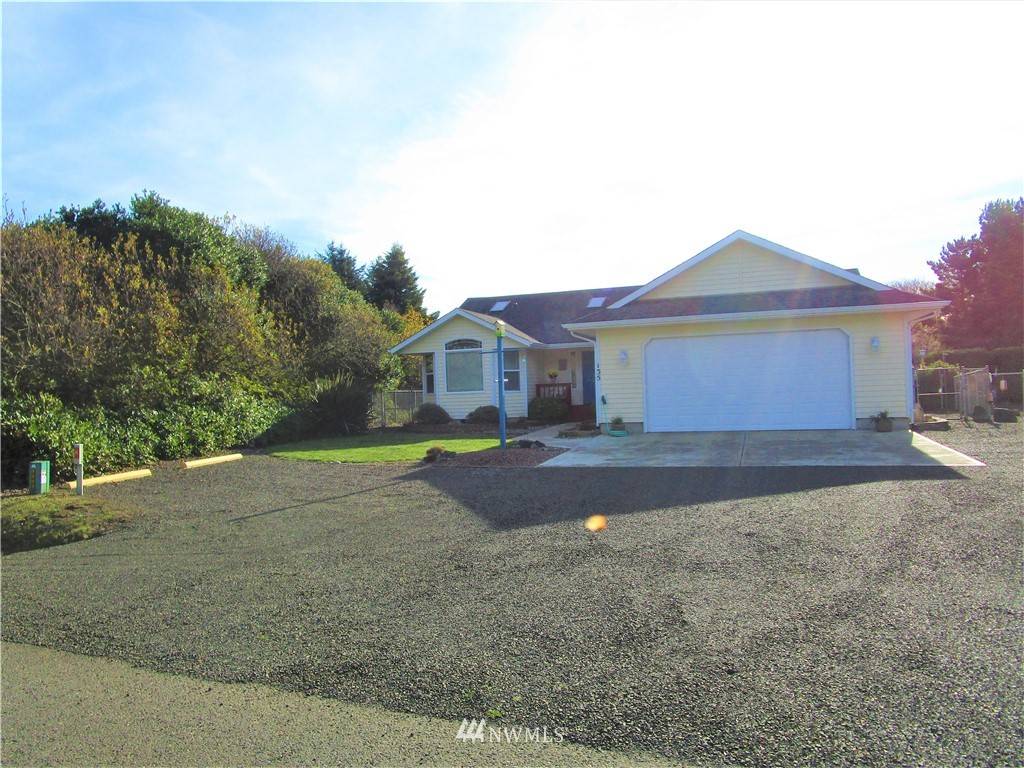 Ocean Shores, WA 98569,135 Gull ST NW