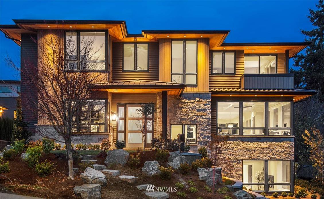 Bellevue, WA 98004,9812 NE 13th ST