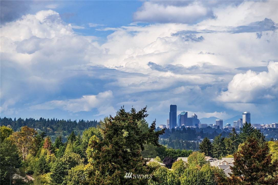 Bellevue, WA 98006,4002 129th Place SE (Unit 1)