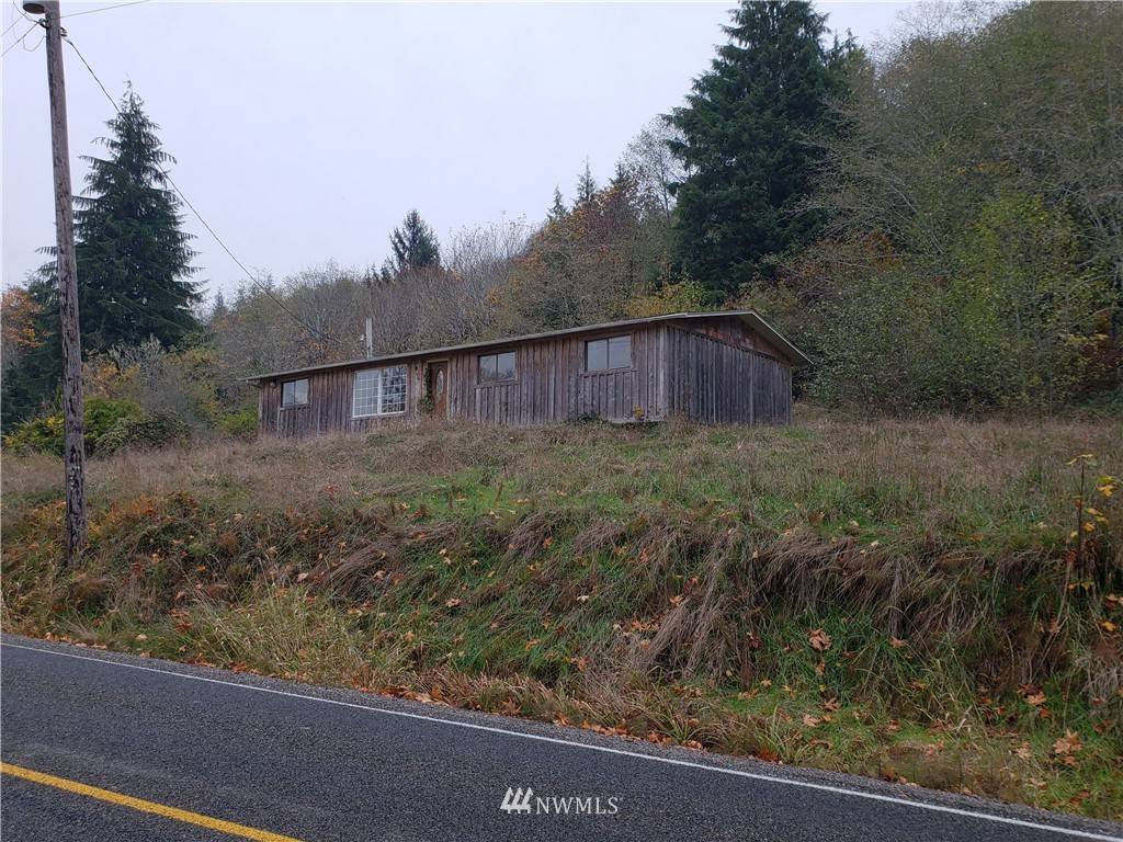 Montesano, WA 98563,888 Wynochee Valley RD