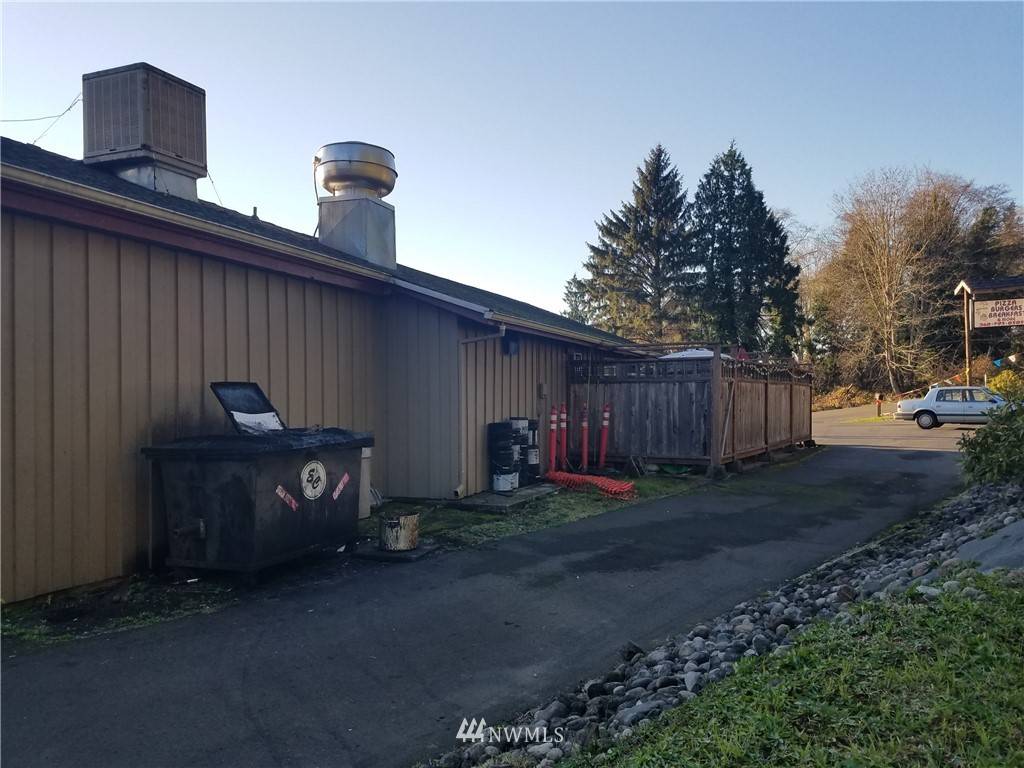 Cathlamet, WA 98612,380 Una AVE