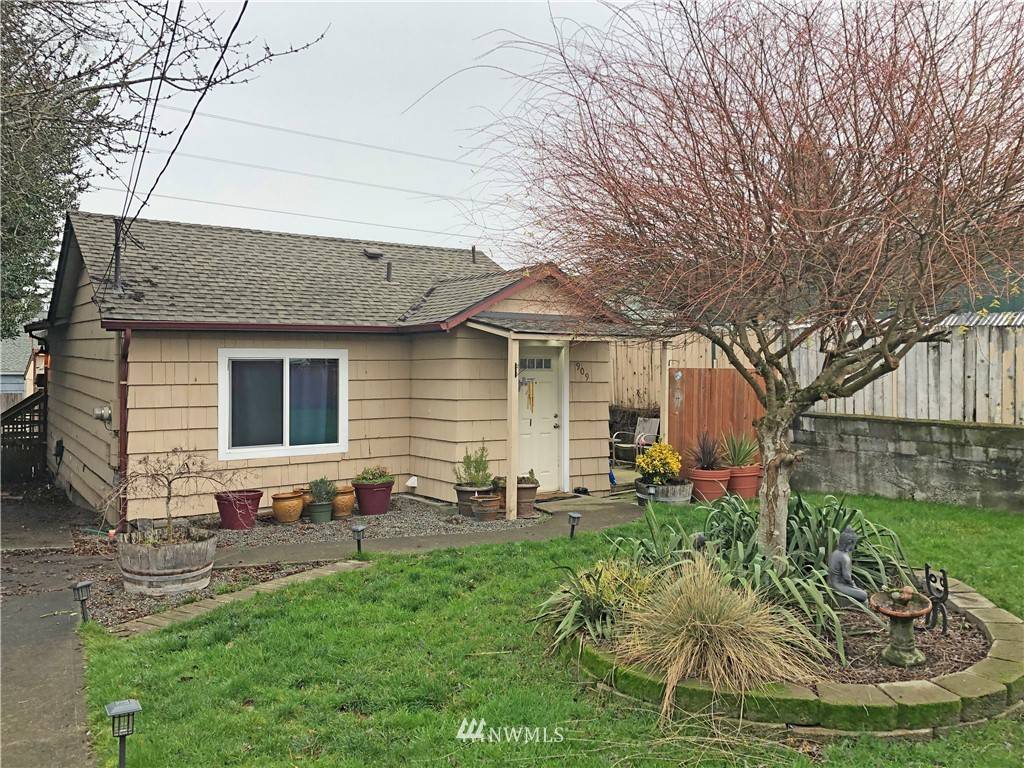 Tacoma, WA 98408,909 S 73rd ST