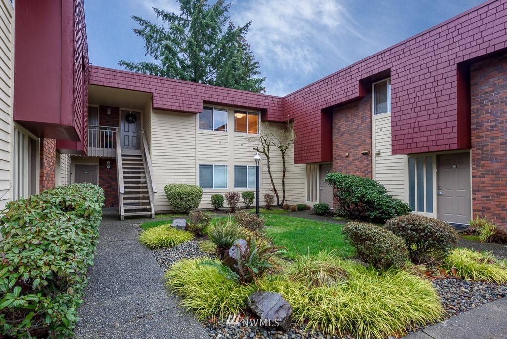 Bellevue, WA 98007,504 142nd AVE SE #85