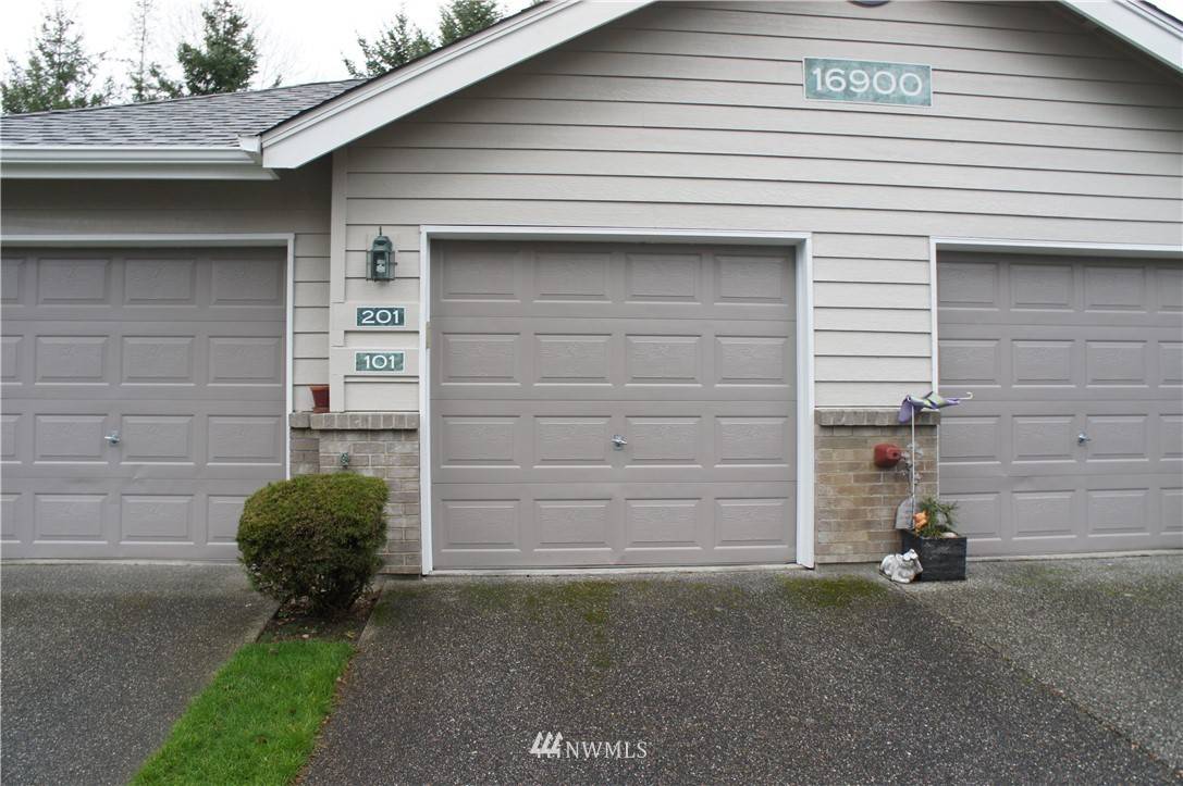 Lynnwood, WA 98037,16900 River Rock Dr #201