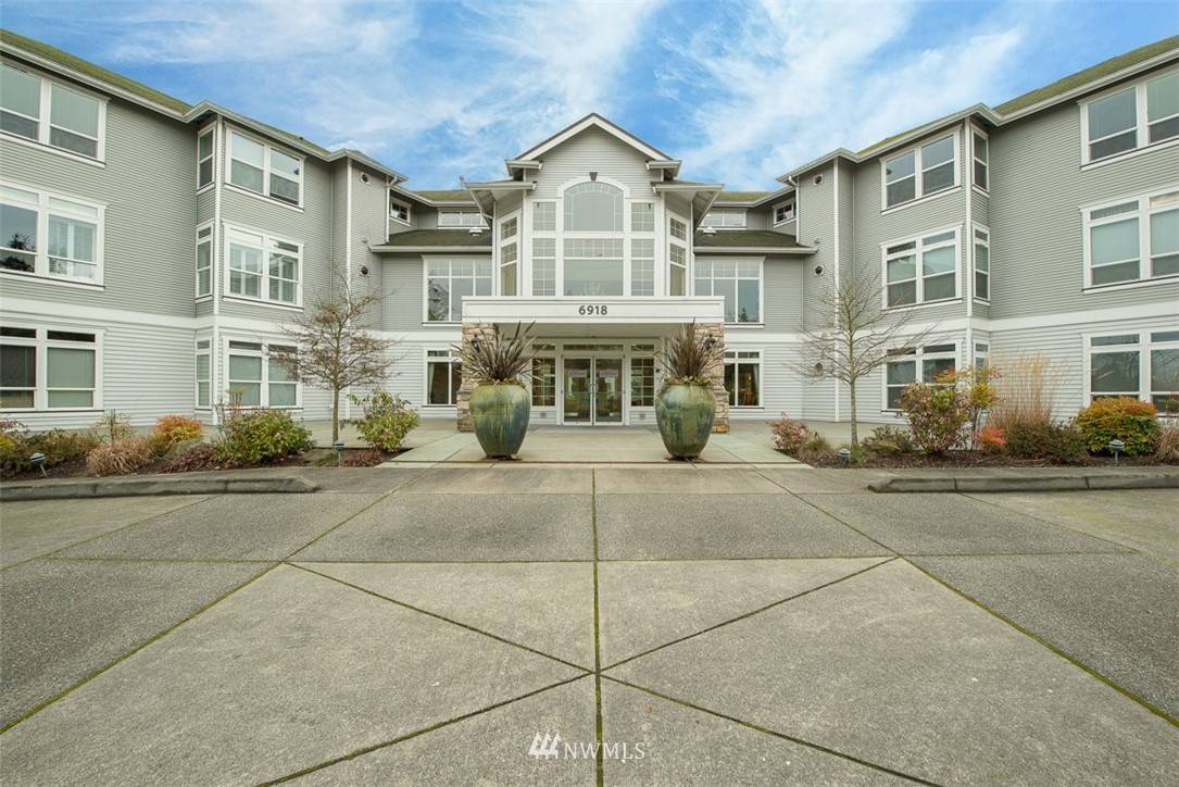 Lynnwood, WA 98036,6918 208th ST SW #303