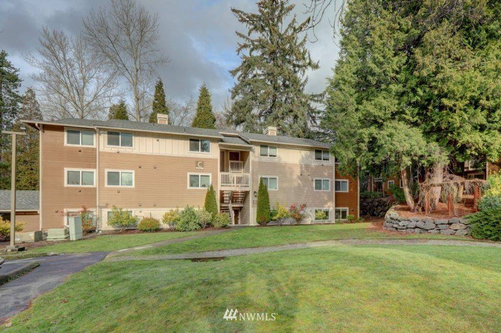 Woodinville, WA 98072,14010 NE 181st PL #C102