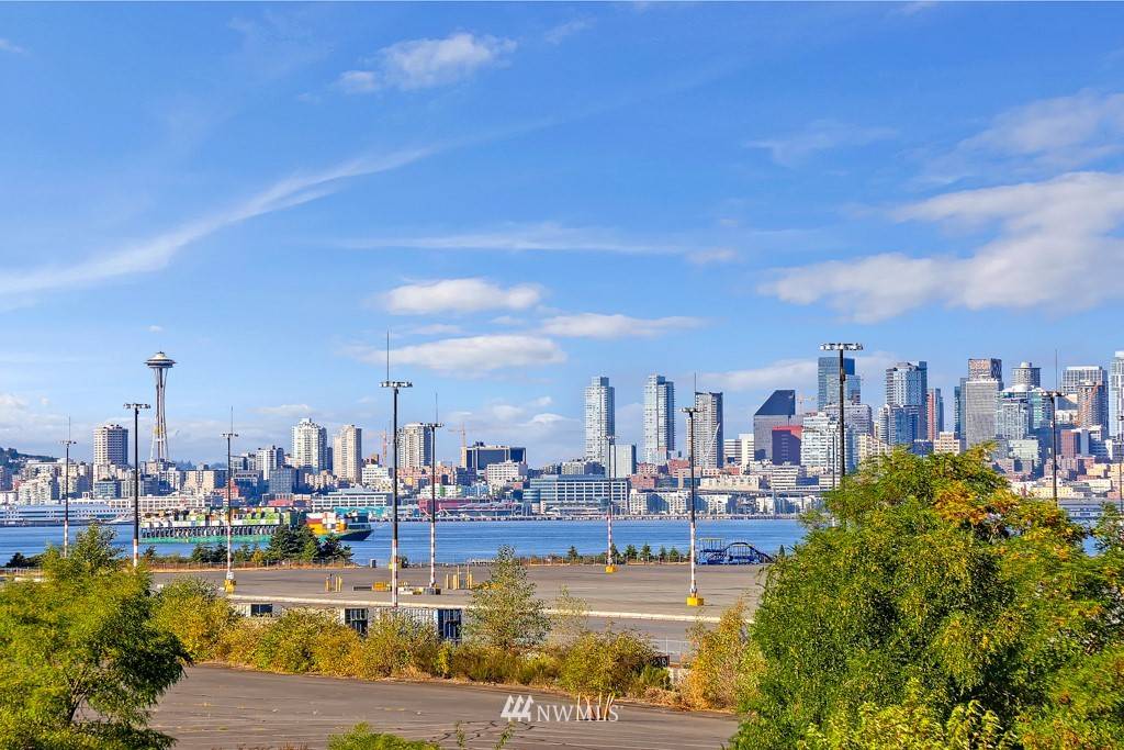 Seattle, WA 98126,3213 Harbor AVE SW #209
