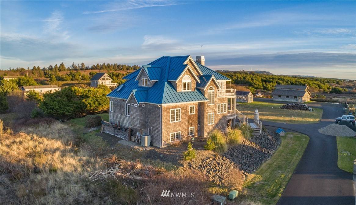 Grayland, WA 98547,982 Seamore LN