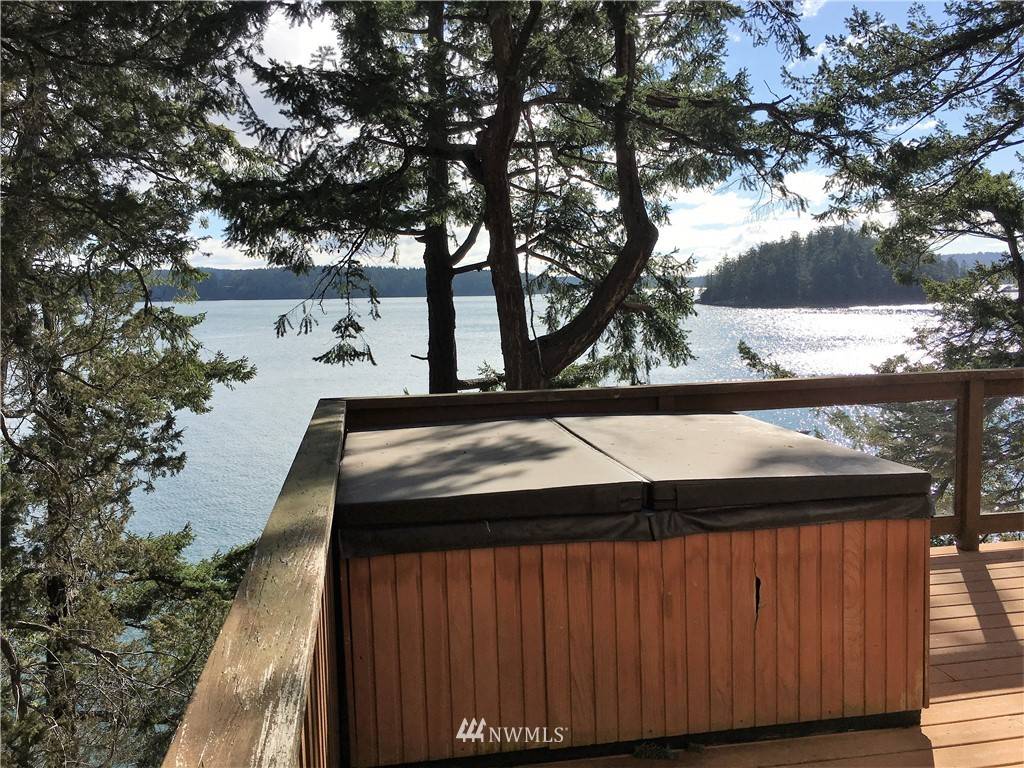 Orcas Island, WA 98245,1493 Spring Point RD