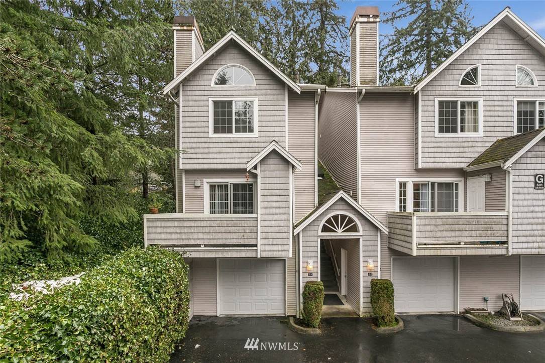 Issaquah, WA 98027,601 12th AVE NW #G1