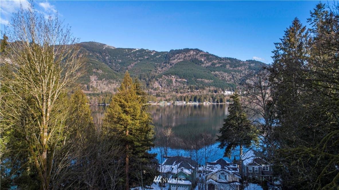 Bellingham, WA 98229,561 W Lake Samish