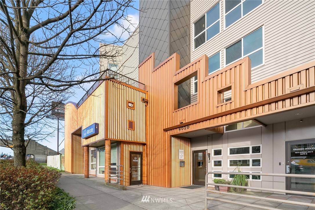 Seattle, WA 98103,4020 Aurora AVE N #304