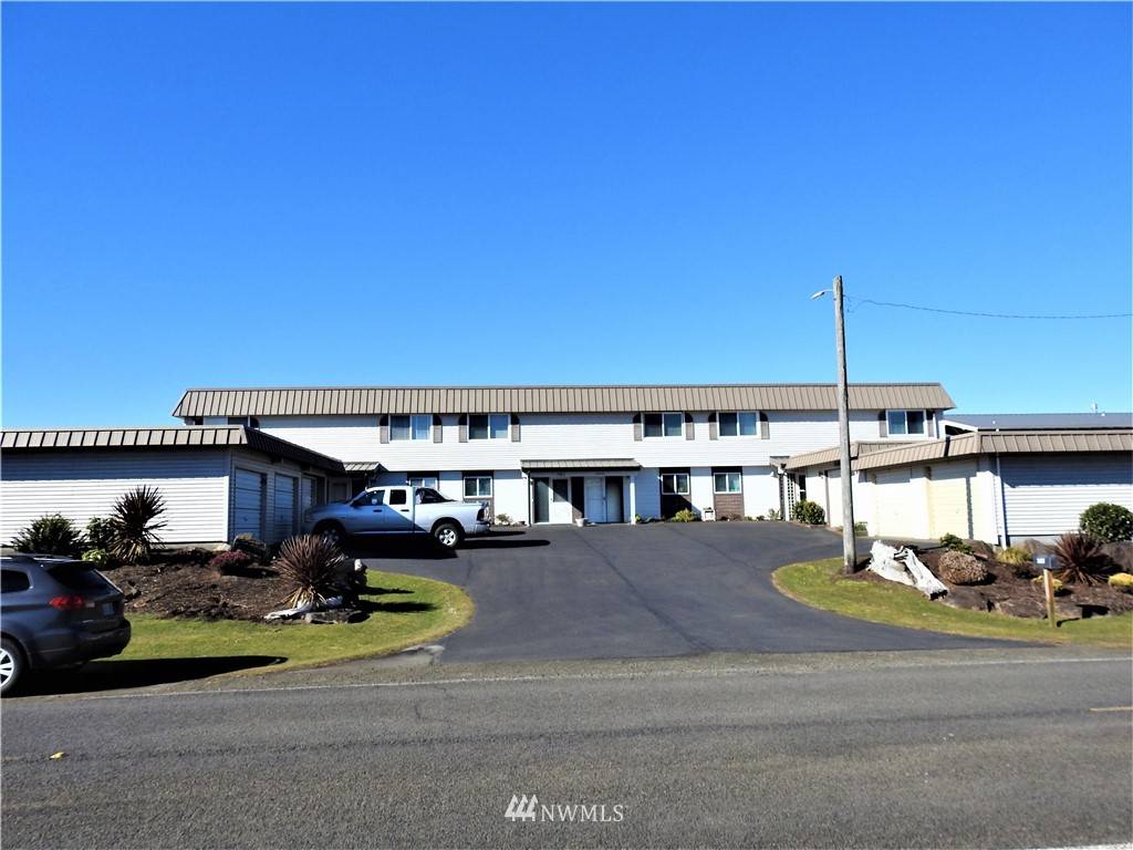 Ocean Park, WA 98640,33613 G ST #3