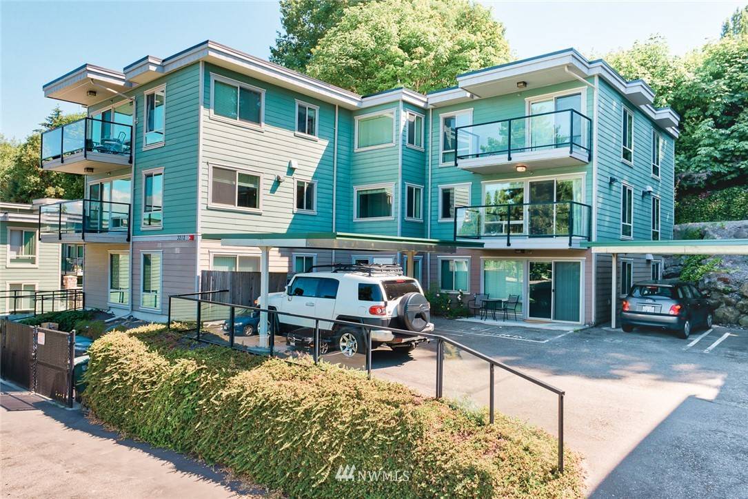 Mercer Island, WA 98040,3200 81st PL SE #C201