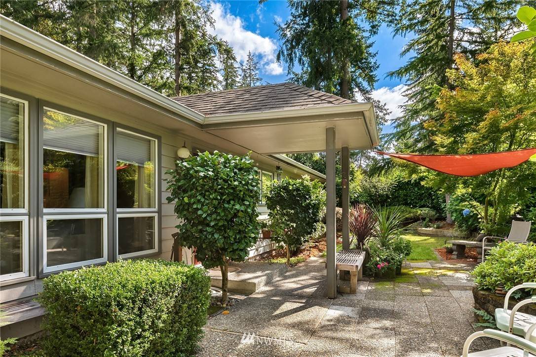 Sammamish, WA 98075,2918 243rd AVE SE