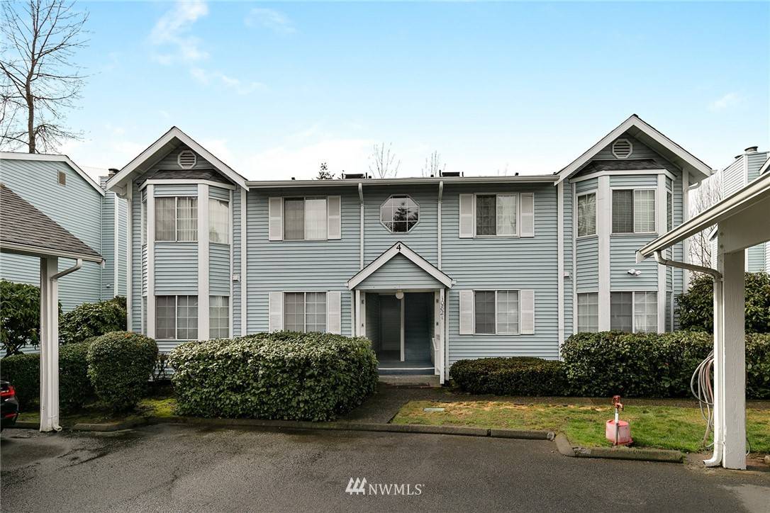 Renton, WA 98055,10821 SE 172nd ST #4B