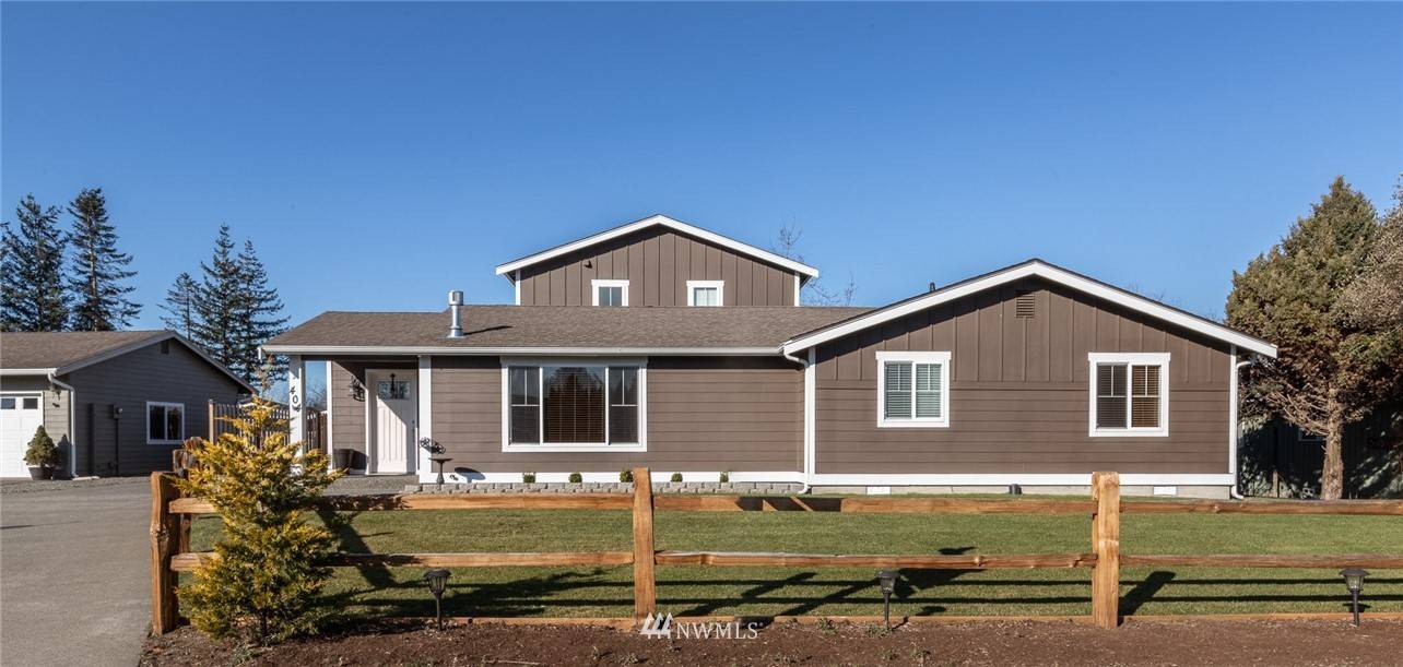 Lynden, WA 98264,404 Cascade WAY